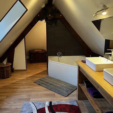 Il Etait Autrefois Bed & Breakfast Saint-Hellier