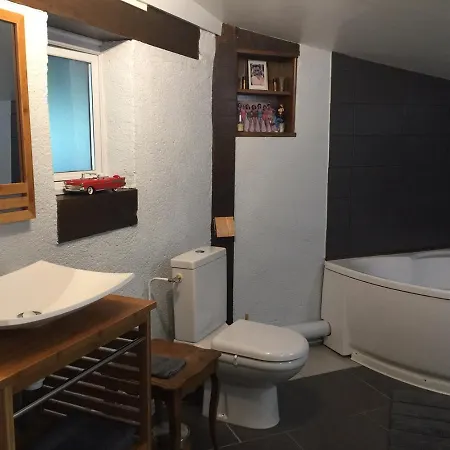 Il Etait Autrefois Bed & Breakfast Saint-Hellier